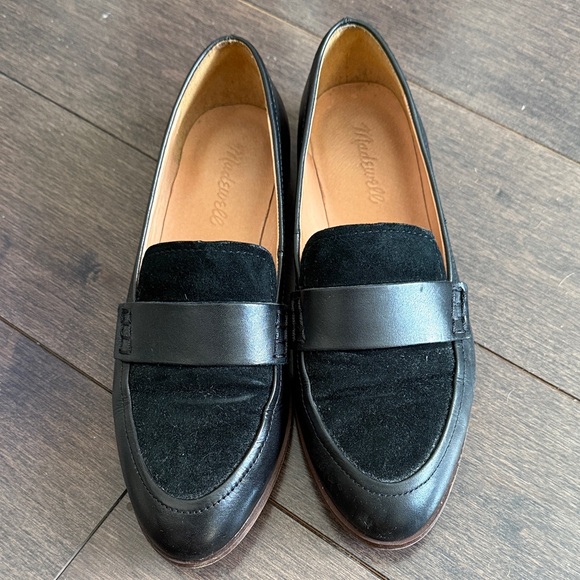 Madewell Women’s Black Leather Loafers - Picture 2 of 2